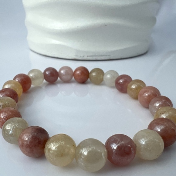 SUNSTONE Stretch Beaded Bracelet - Picture 4 of 14